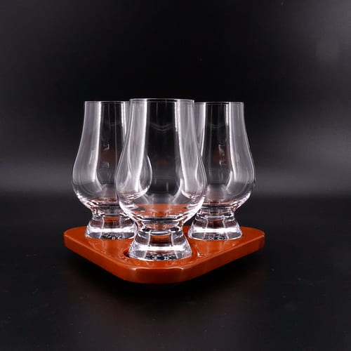 Glencairn Tasting-Set 1 lackiertes Holztablett mit 3 Stück Glencarin-Nosing-Glas 1 Stück Produktbild
