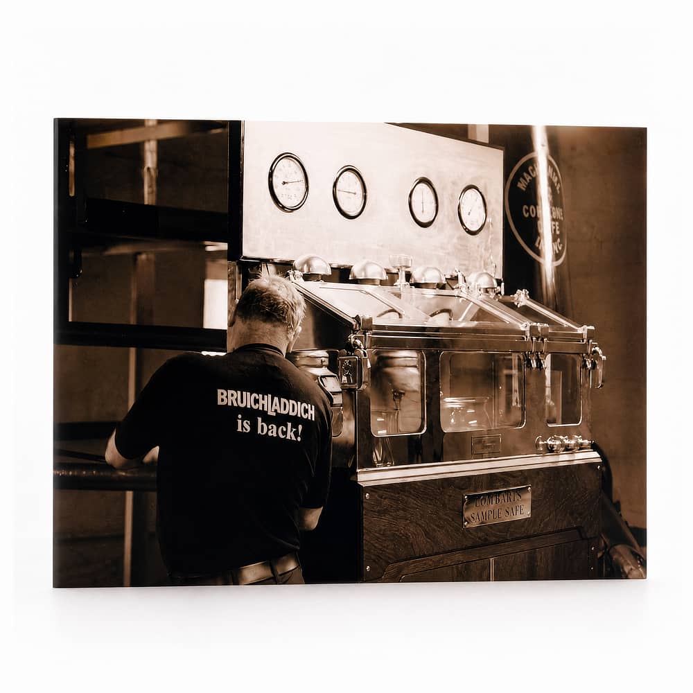 Heinz Fesl Postkarte Bruichladdich Spirit Safe 1 Stück Produktbild