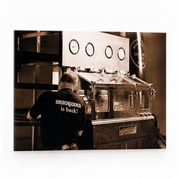 Heinz Fesl Postkarte Bruichladdich Spirit Safe Produktbild