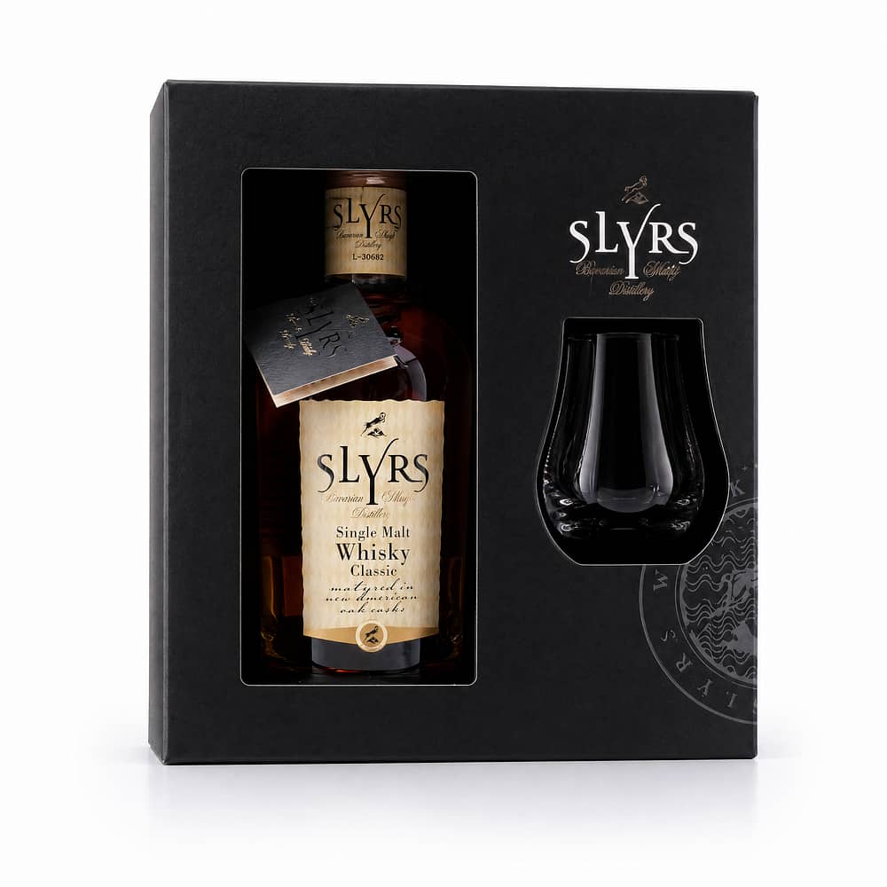 Slyrs Single Malt Whisky Geschenkset inkl. Slyrs Glas 0,70 Liter/ 43.0% vol Produktbild