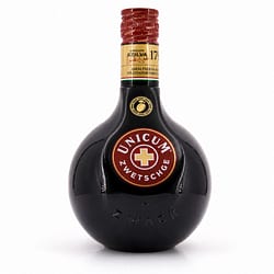 Zwack Unicum Zwetschke auf gedörrten Zwetschken im Eichenholzfass gereift Produktbild
