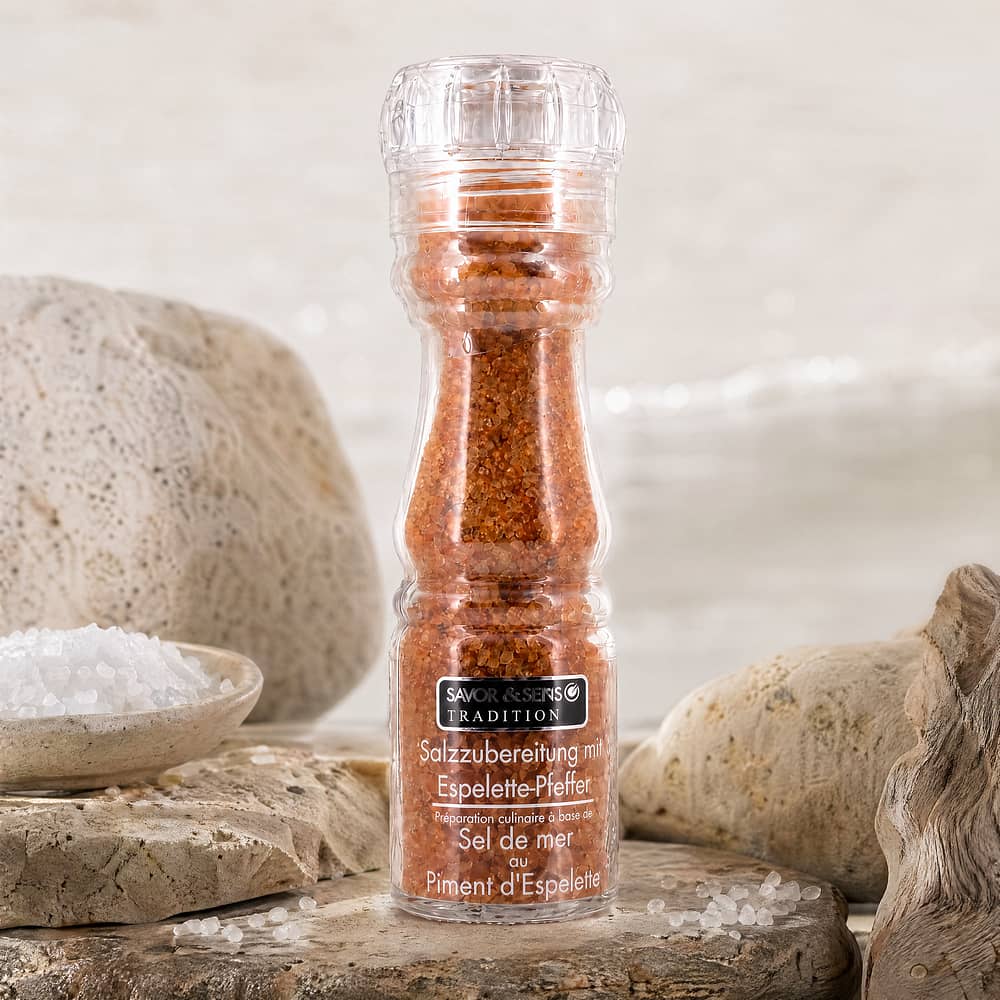 SAVOR CREATIONS Salzmühle mit Espelette Pfeffer Meersalz 145 Gramm Produktbild